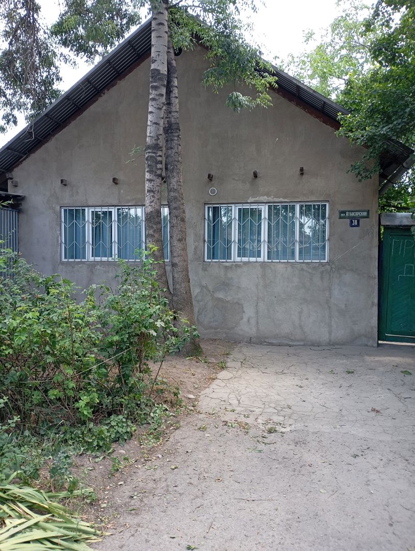 Продаётся дом, 3 комн., 65.6 м², 6 сот., 1/1 эт.