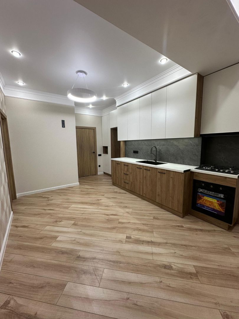 Продаётся квартира, 3 комн., 80.5 м², 5/12 эт.