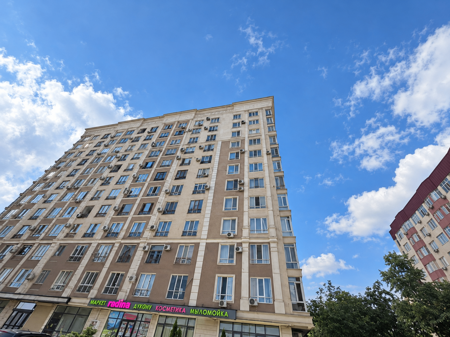 Продаётся квартира, 4 комн., 113 м², 2/12 эт.