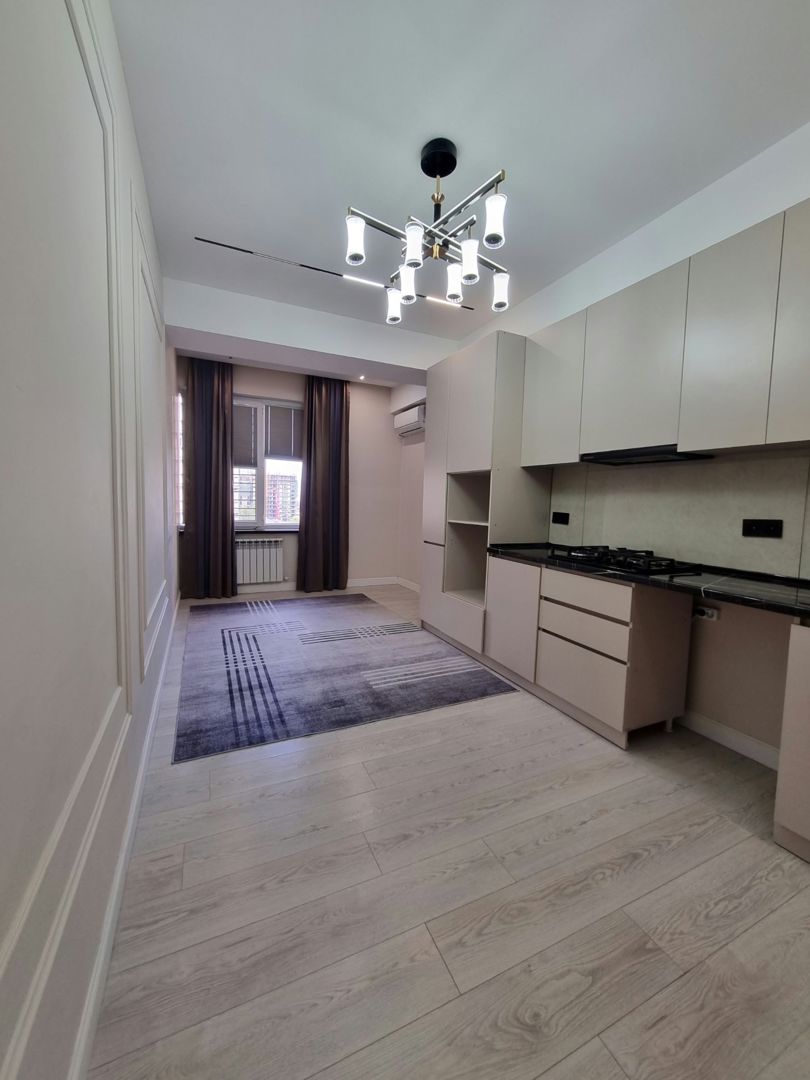 Продаётся квартира, 3 комн., 106 м², 6/12 эт.