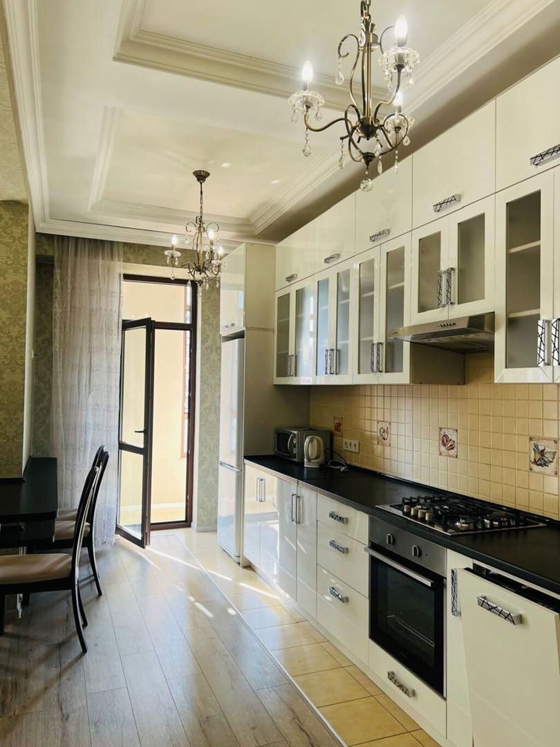 Сдаётся квартира, 2 комн., 70 м², 6/9 эт.