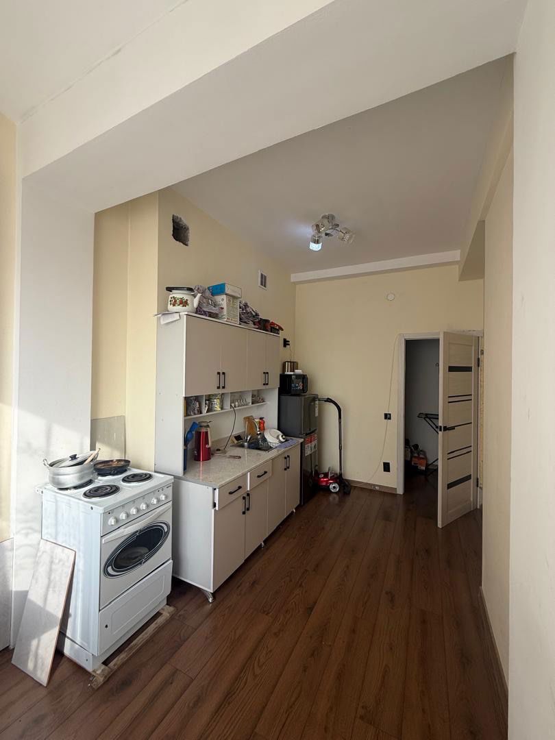 Продаётся квартира, 1 комн., 33 м², 4/10 эт.