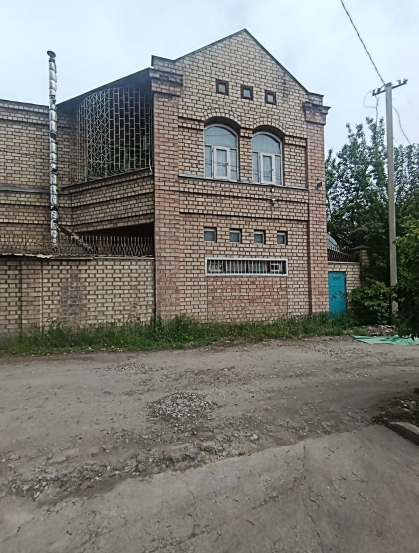 Продаётся дом, 5+ комн., 400 м², 7.88 сот., 2/2 эт.