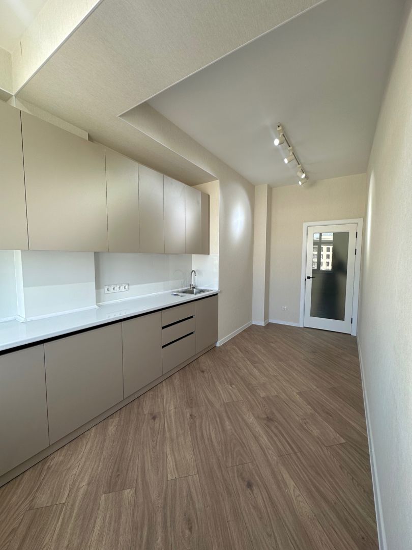 Продаётся квартира, 3 комн., 78 м², 12/14 эт.