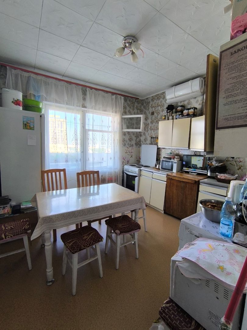 Продаётся квартира, 2 комн., 56 м², 15/19 эт.