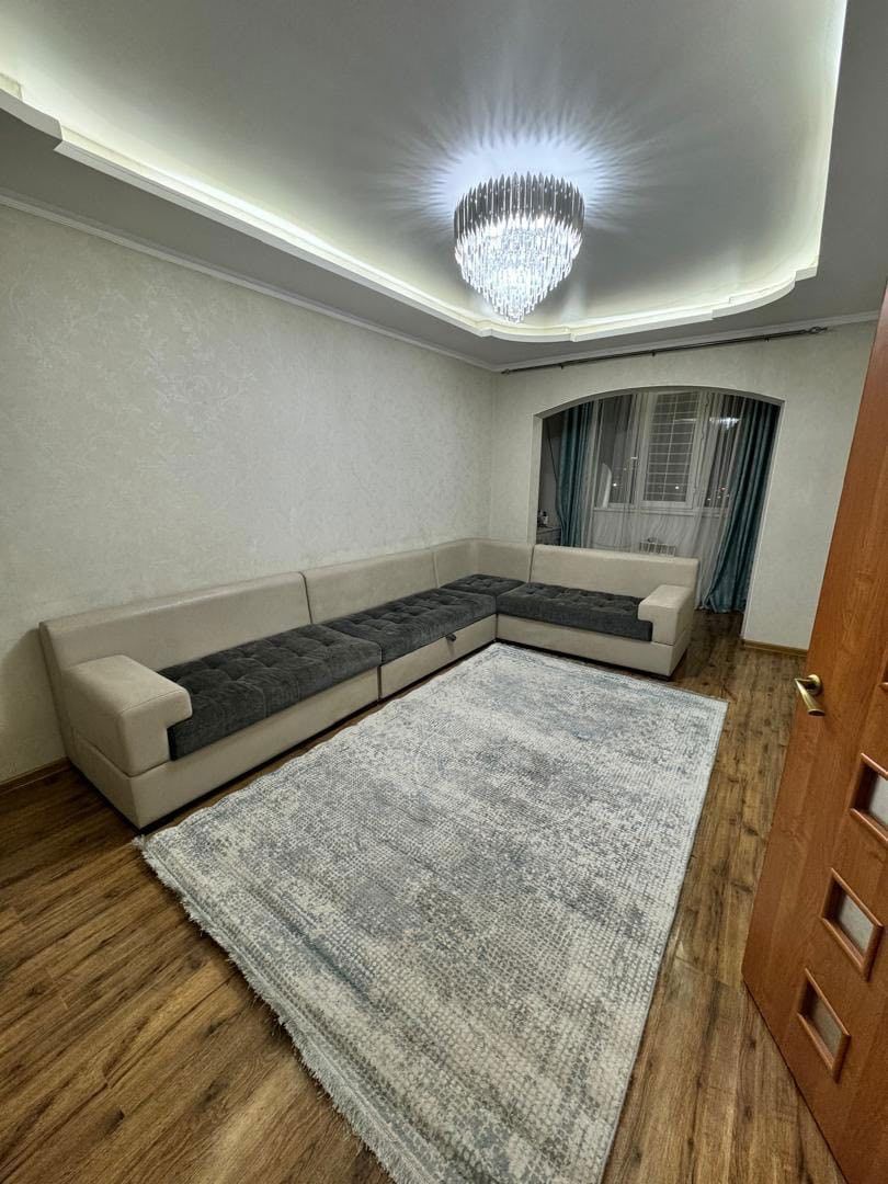 Продаётся квартира, 2 комн., 53 м², 8/9 эт.
