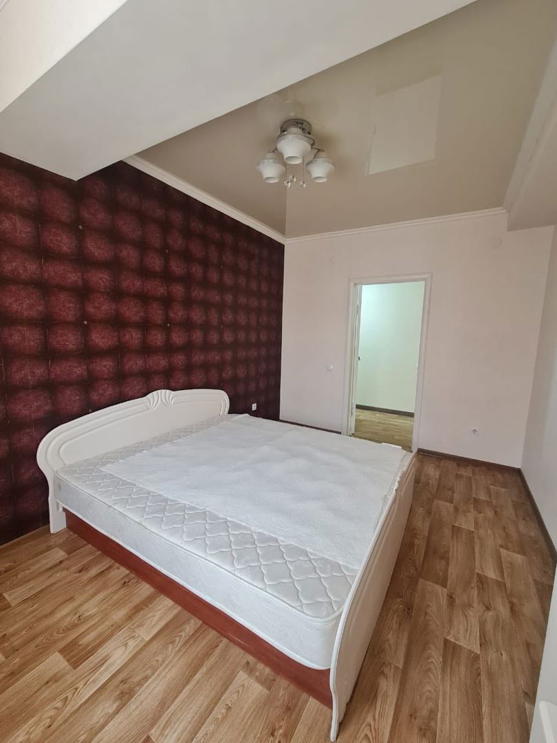 Продаётся квартира, 2 комн., 78 м², 9/10 эт.