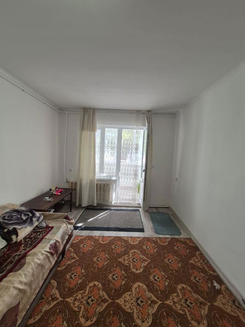 Продаётся квартира, 3 комн., 70.12 м², 1/3 эт.