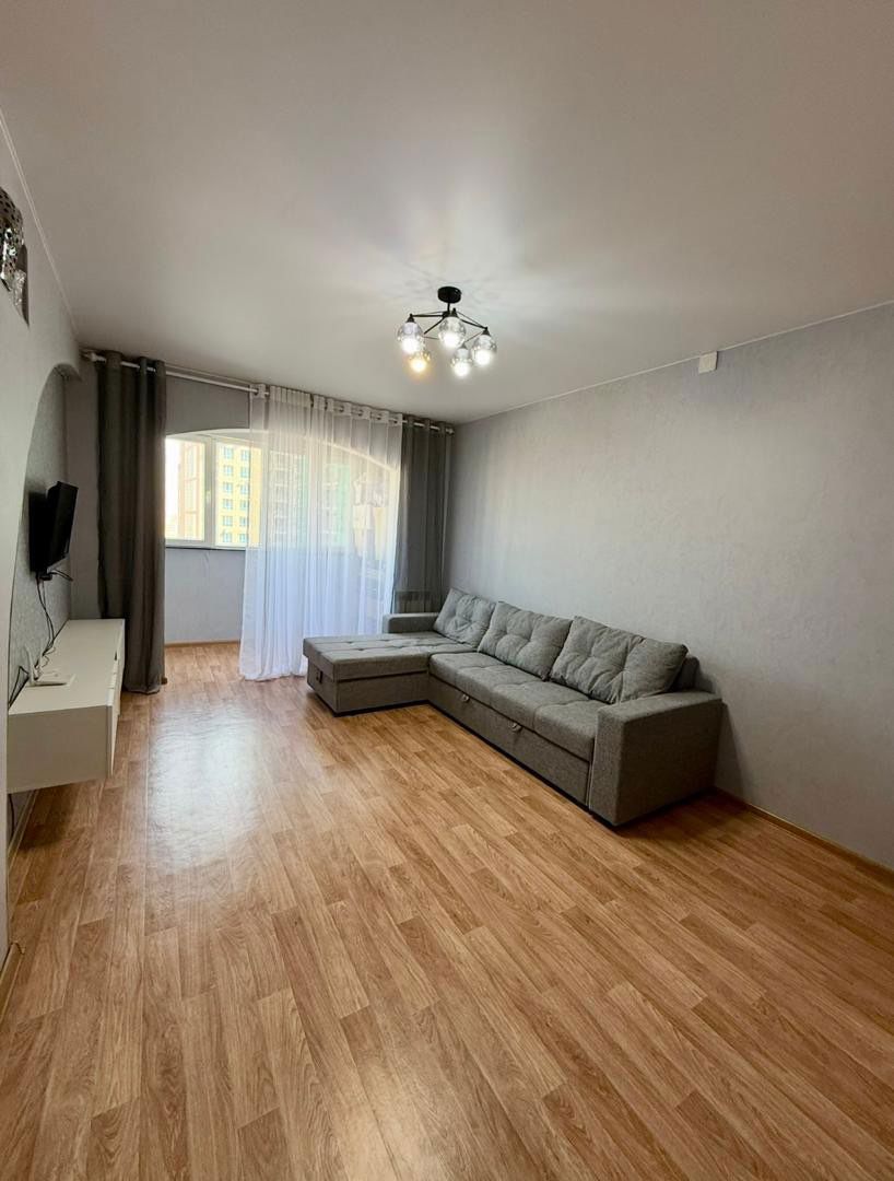 Продаётся квартира, 2 комн., 68.4 м², 8/9 эт.